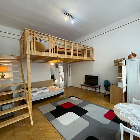 Appartement Andrassy Adventures à Budapest Extérieur photo
